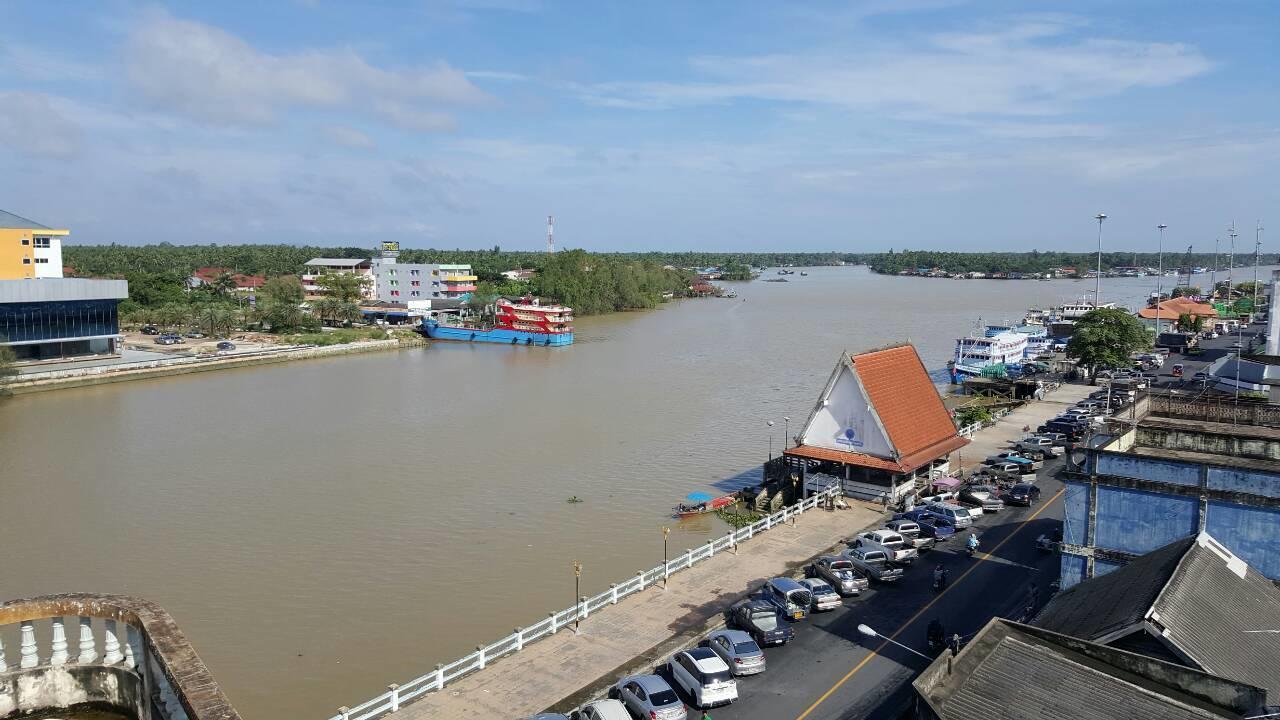 The Port Hostel Surat Thani Ngoại thất bức ảnh